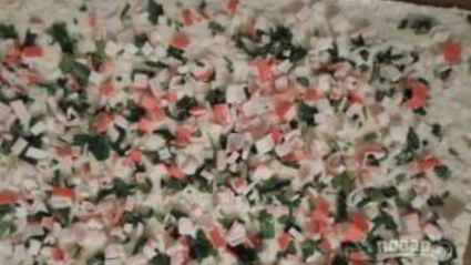 обжаренный лаваш с крабовыми палочками