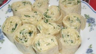 Рулетики из лаваша с сыром