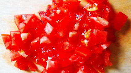 трубочки из лаваша, запеченные в соусе