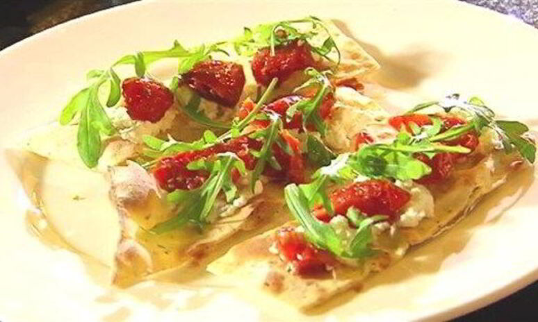 Рецепт фокачча с помидорами и рикоттой