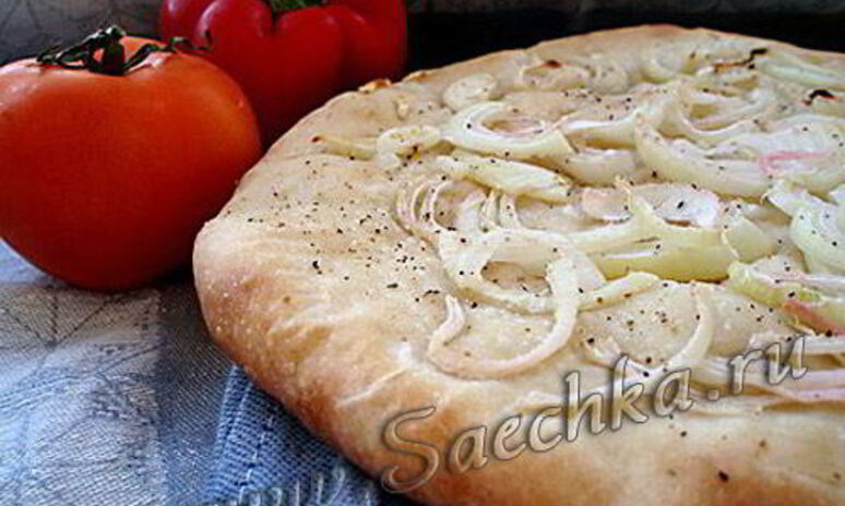 Рецепт фокачча с жареным луком и сыром