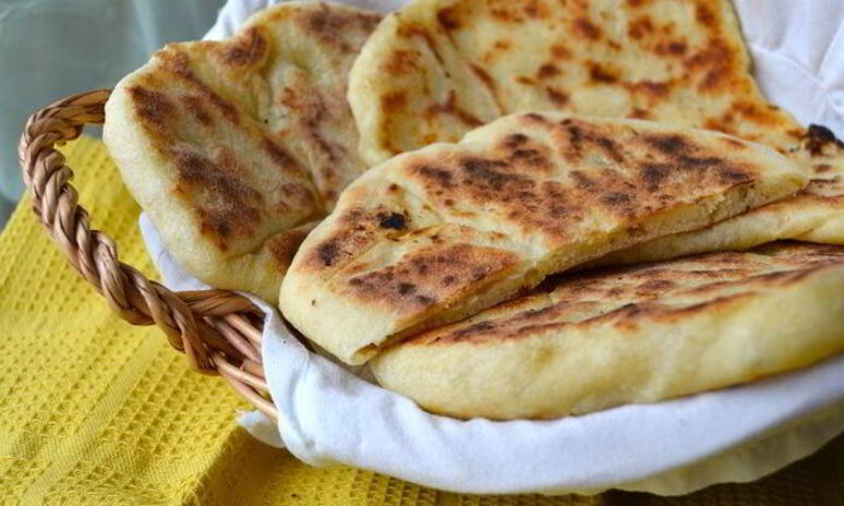 Рецепт индийские лепешки наан с сыром