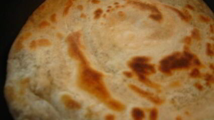 хлеб-лепешка с ореховой травой