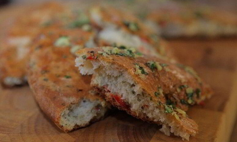 Рецепт лепешка с имбирем, чили и кинзой