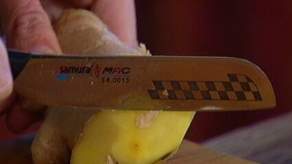 лепешка с имбирем, чили и кинзой