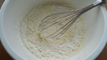 лепешки с куриным фаршем и брынзой