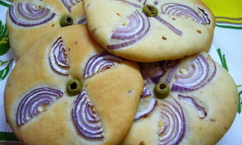 Рецепт лепешки с луком на оливковом масле
