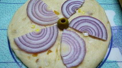 лепешки с луком на оливковом масле