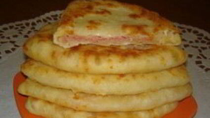 лепешки с ветчиной и сыром