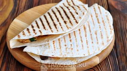 мексиканская лепешка с начинкой