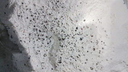 слоеные лепешки на топленом масле с сезонной зеленью