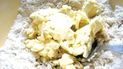 сырно-тыквенные лепешки с колбасой и зеленью