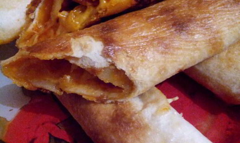 Рецепт тортильи запеченные с сыром и колбасой