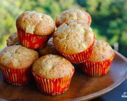 Имбирные маффины с яблоками