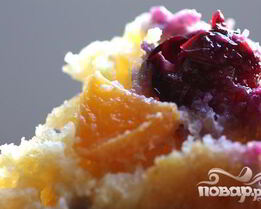 Маффины с черникой и абрикосами