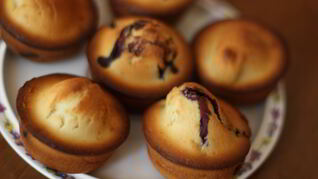 Маффины с целой голубикой