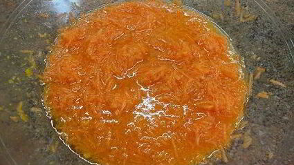 морковно-апельсиновые маффины с клюквой