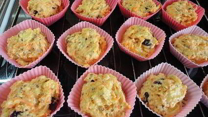 морковно-апельсиновые маффины с клюквой