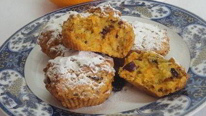 морковно-апельсиновые маффины с клюквой