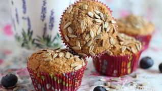 Ореховые маффины с отрубями и семечками