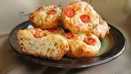 пикантные маффины из сыра и творога