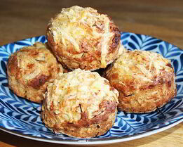 Пикантные маффины с картофелем и сыром