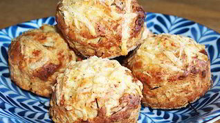 Пикантные маффины с картофелем и сыром