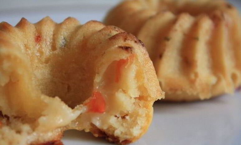 Рецепт пряные маффины с томатами, постные