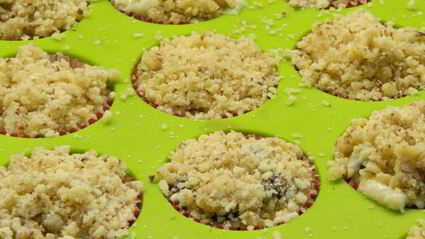 ягодные маффины с миндальным штрейзелем