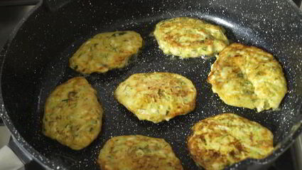 кабачково-сырные оладьи