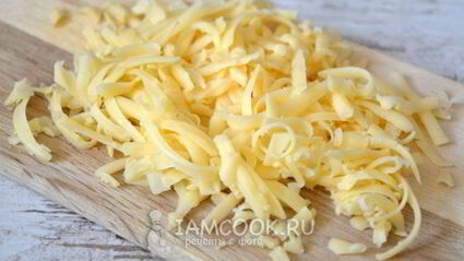 куриные оладьи с кабачком и сыром