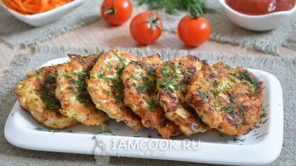 куриные оладьи с кабачком и сыром