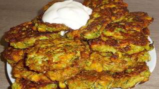 Оладьи из кабачков с овсяными хлопьями