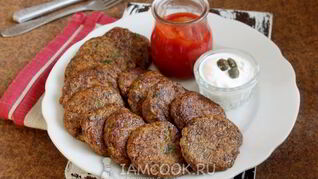 Оладьи из куриной печени с морковью