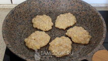 оладьи из овсянки и банана