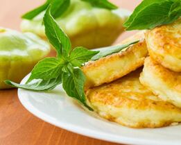 Оладьи из патиссонов с зеленью