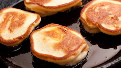 оладьи с персиками