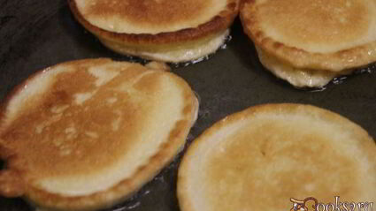 пшенично-кукурузные оладьи на кефире