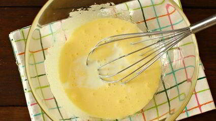 пышные оладьи на кефире с разрыхлителем