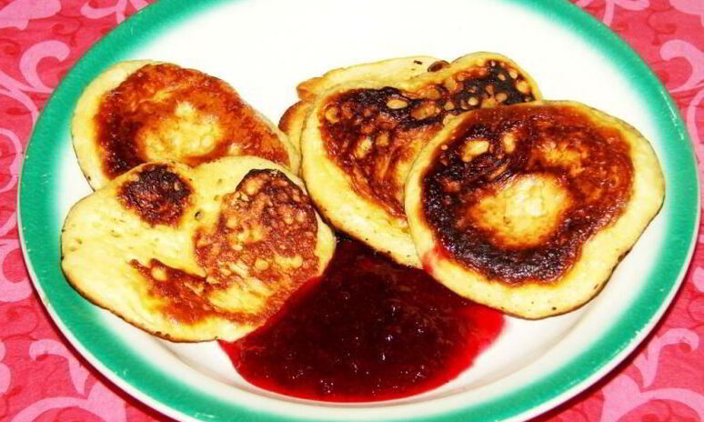 Рецепт пышные оладьи на кислом молоке и дрожжах