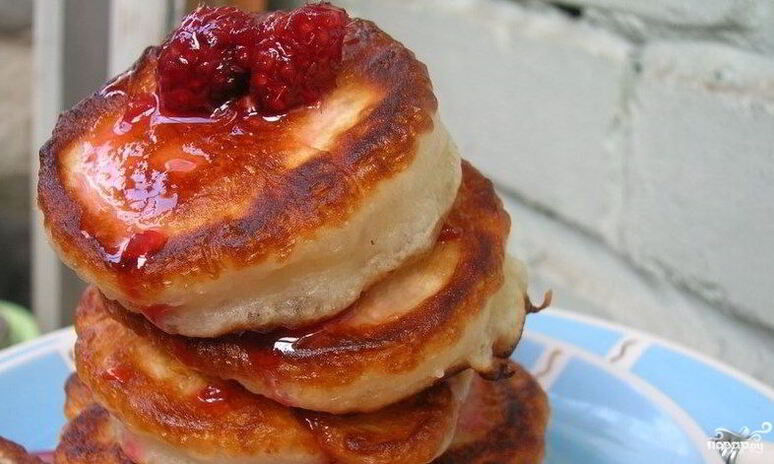 Рецепт пышные оладьи на сыворотке