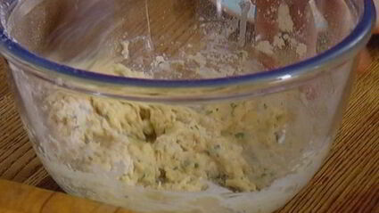 сырные оладьи с петрушкой