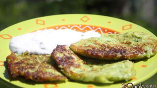 Весенние кабачковые оладьи с сыром сулугуни Самые любимые