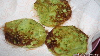 весенние кабачковые оладьи с сыром сулугуни самые любимые