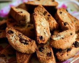 Бискотти из цельно-зерновой муки с орехами