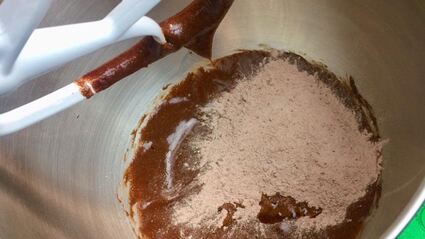 двойное шоколадное печенье с имбирно-кофейными нотками