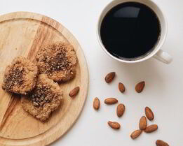 Новогоднее миндальное печенье