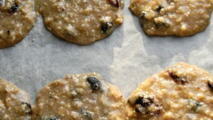 овсяное печенье с изюмом и белым шоколадом