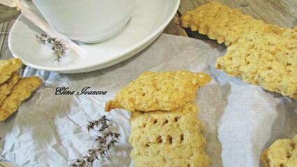 печенье-крекер с медом и грецкими орехами