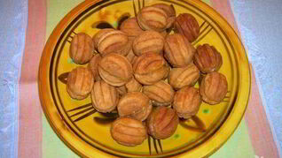 Печенье Орешки с вареной сгущенкой